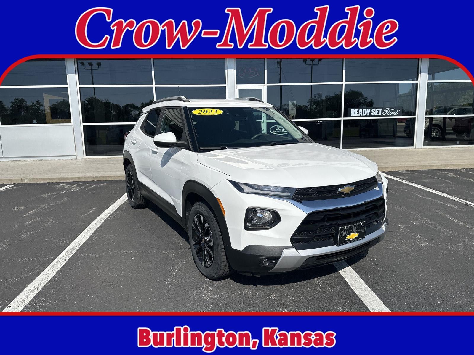 2022 Chevrolet Trailblazer LT in Summit White — front three-quarter view