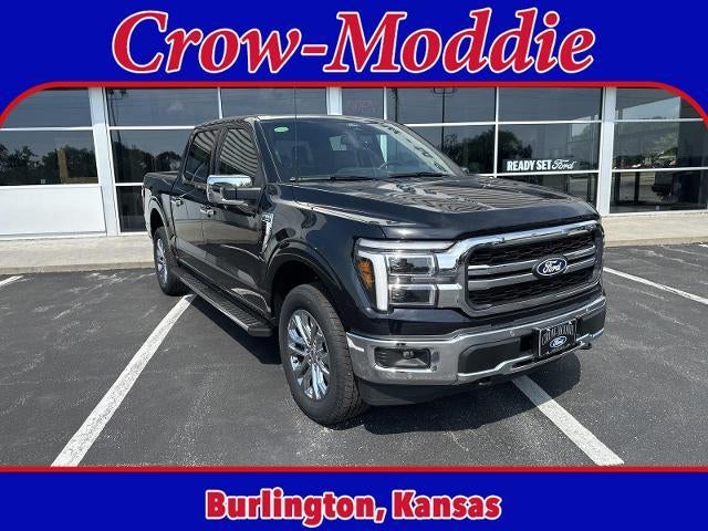2026 Ford F-150 LARIAT 4WD SuperCrew 5.5' Box in Agate Black Metallic — front three-quarter view