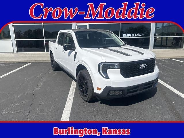 2026 Ford Maverick LARIAT AWD SuperCrew in Oxford White — front three-quarter view